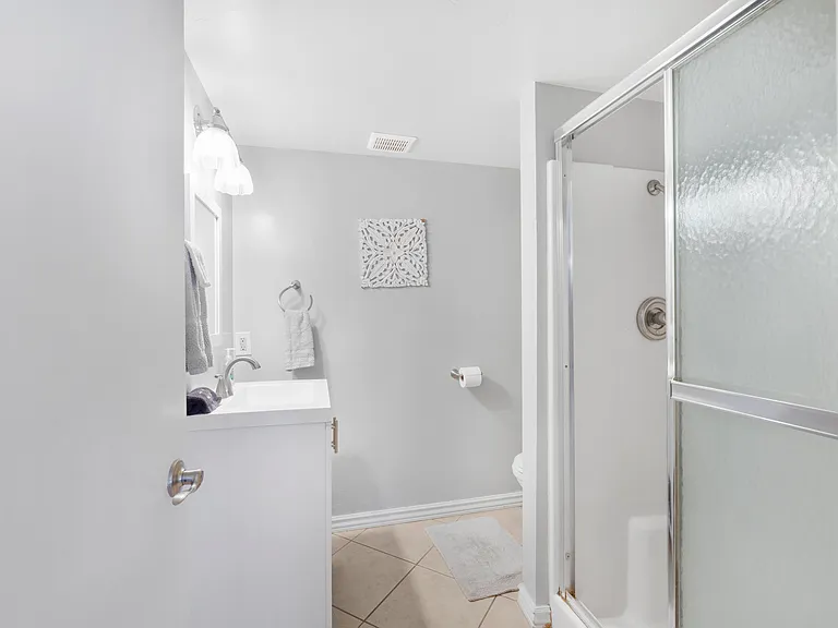 Sierra Ln — Photo 14