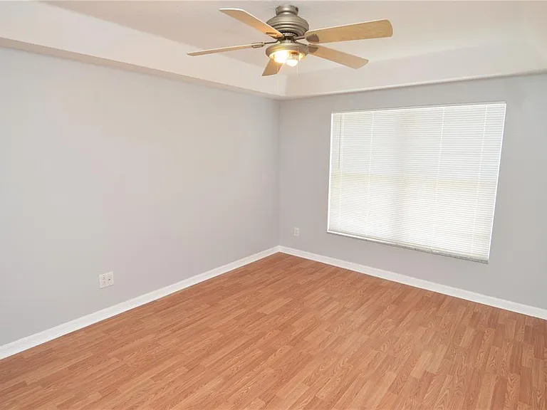 11116 Lake Tahoe Dr — Photo 14