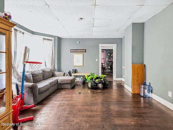 5th image of 220 N 222 Bromley Ave