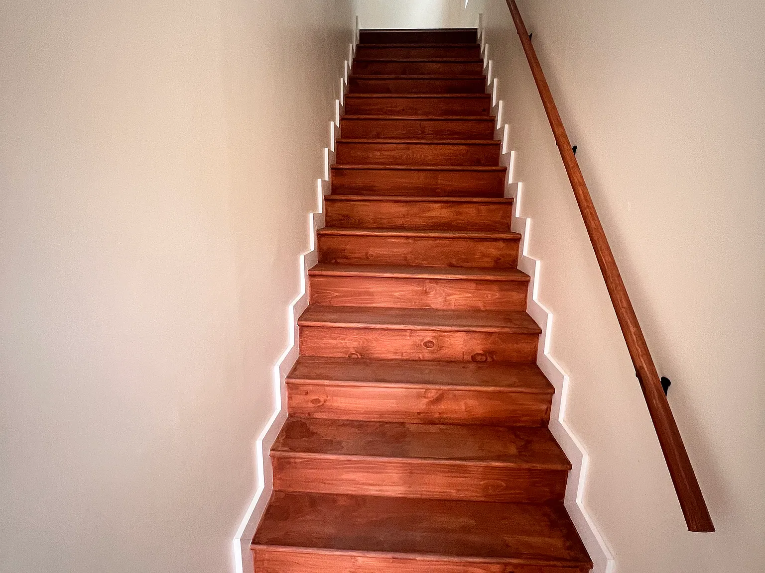 3 bed, 1400 sqft, $1,400 — Photo 3