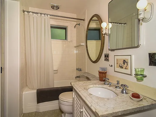 Sold by Robert E. Hill  | media 27