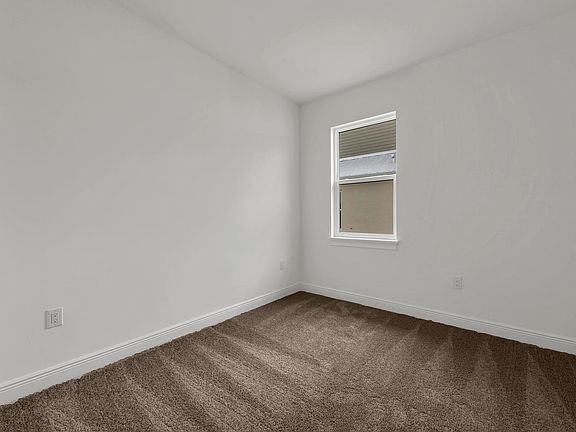 5th image of 14796 Windward Ln