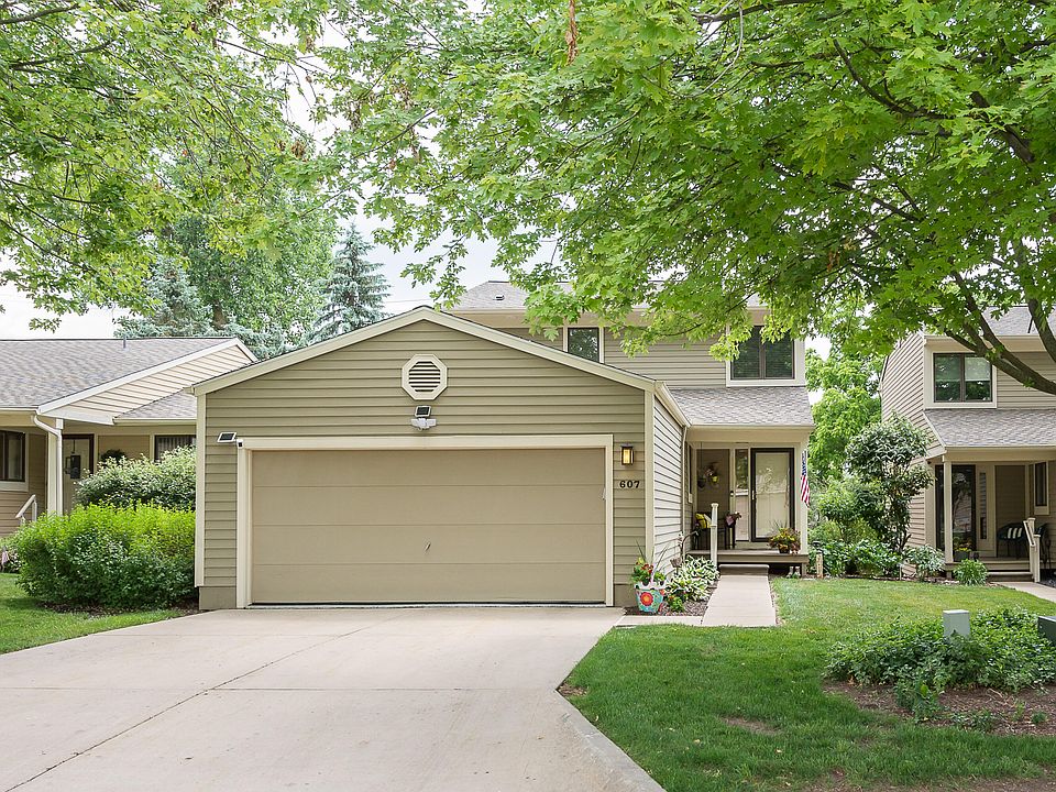 1st image of 607 Woodcreek Cir
