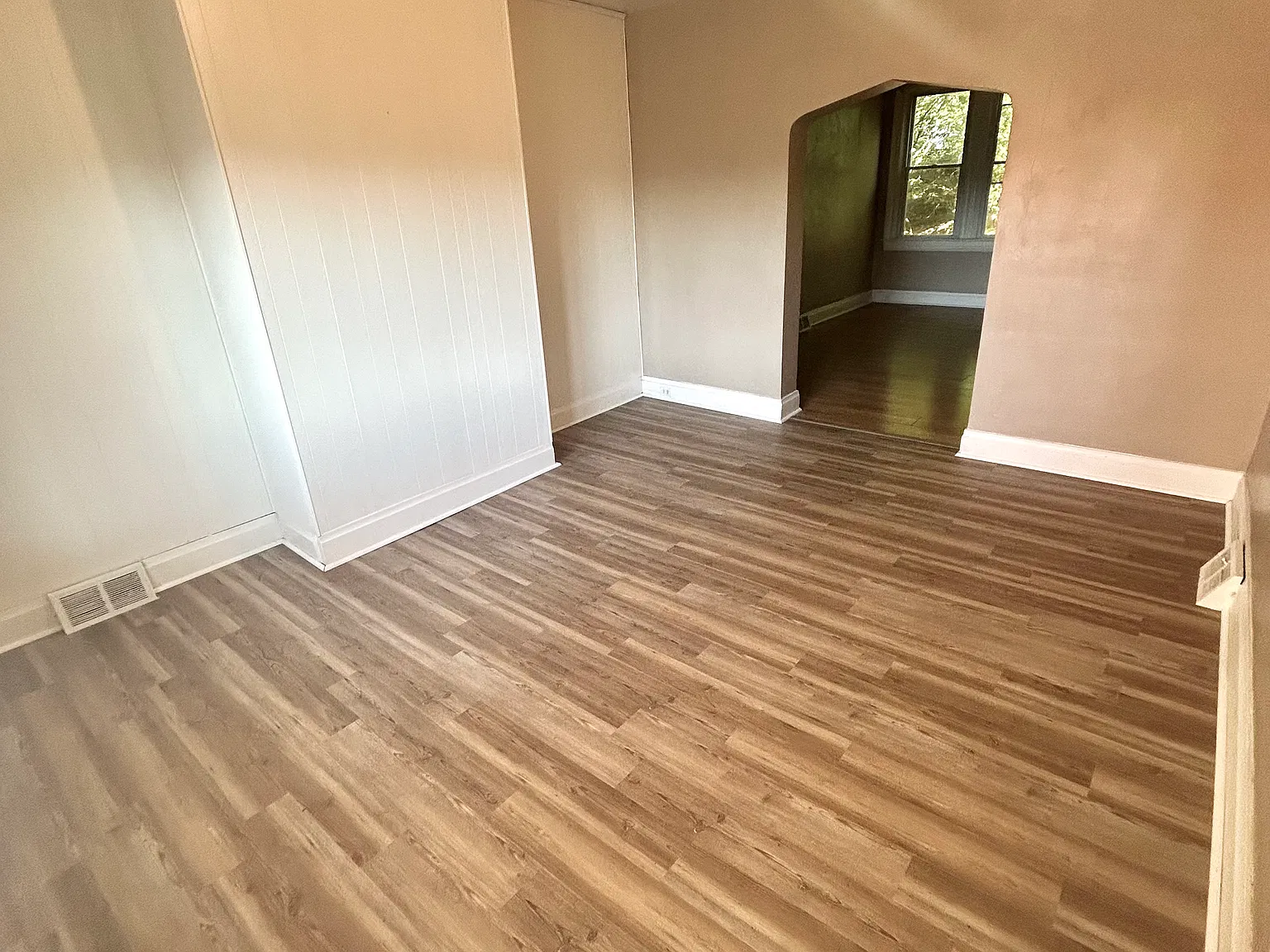 3 bed, 1734 sqft, $1,300 — Photo 4