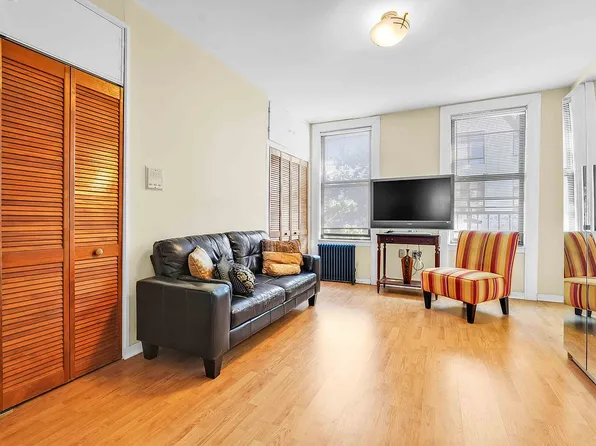 151 Eagle St APT 3R, Brooklyn, NY 11222