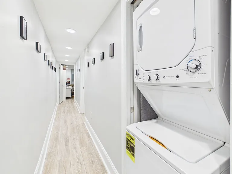 Beautiful 2 Bed 2 Full Bath Available In The Heart Of Rittenhouse Square! Free Water Pets And Gas — Photo 10