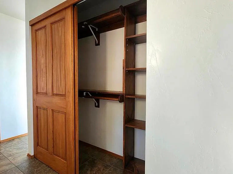 461 Manzanita Dr — Photo 17