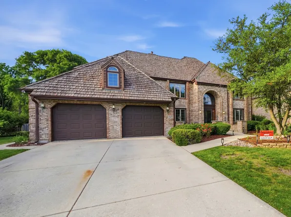 10650 Wildwood Dr, Palos Park, IL 60464
