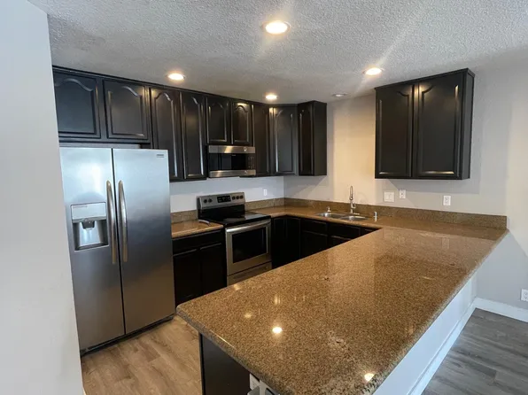 429 Autumn Dr, San Marcos, CA