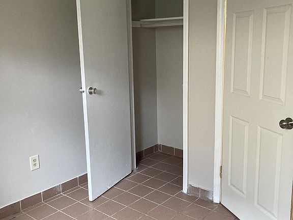 4th image of 3115 Durrell Ave APT 6