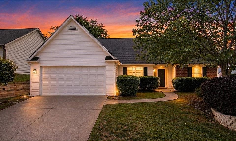 1st image of 3335 Ennfield Ln