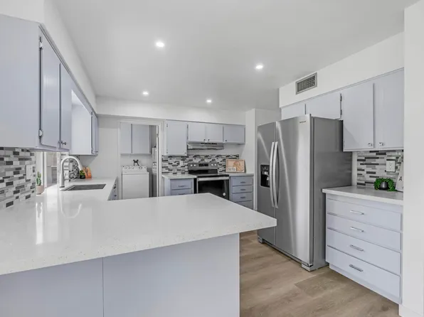 9911 W PLEASANT VALLEY Road, Sun City, AZ 85351