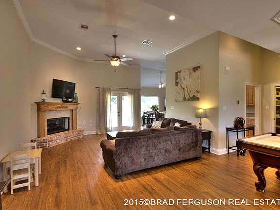 2nd image of 106 Lauryn St