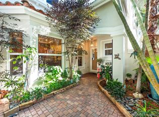 1379 Harbor Vw E, Hollywood, FL 33019