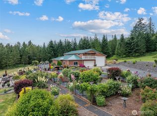 222 Volcano Ln, Napavine, WA 98532