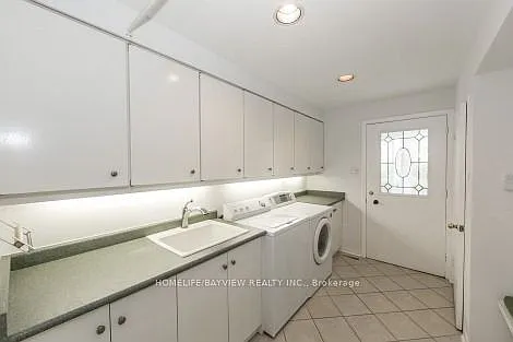 17 Royal Oak Dr — Photo 11