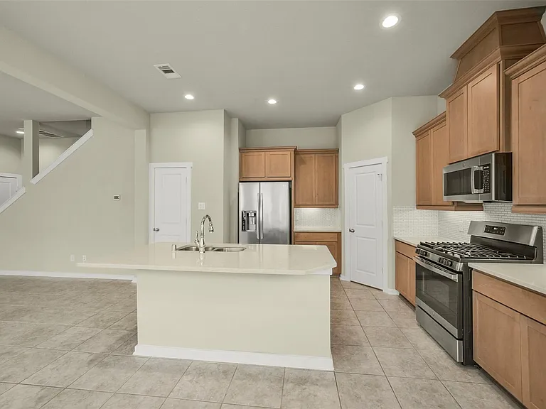 323 N Spotted Fern Dr — Photo 16