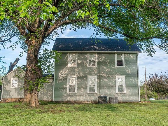 4th image of 3448 Wyandotte Rd