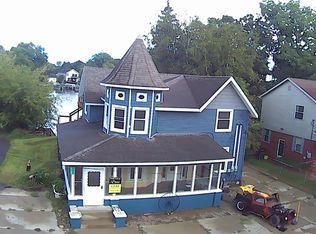 16185 Seymour Rd, Linden, MI 48451