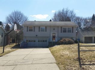 1454 Millbank St SE, Grand Rapids, MI 49508