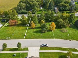 1381 Brassie Ave, Chesterton, IN 46304