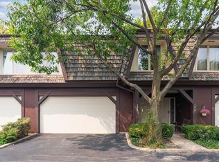 1621 Winnetka Rd, Glenview, IL 60025