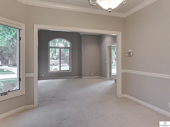 5th image of 2223 S 186th St
