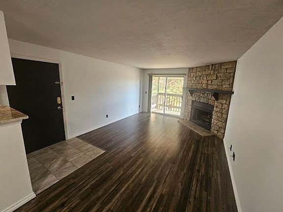3rd image of 1861 S Pitkin Cir Unit B