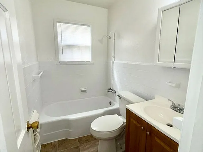 2616 Alexander Ave — Photo 9