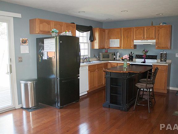 2nd image of 4017 W Carrousel Ln