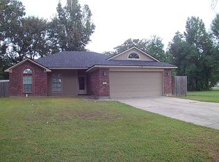 708 Quiet Cove Cir, Shreveport, LA 71118