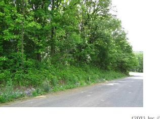 1936 Connors Rd, Baldwinsville, NY 13027