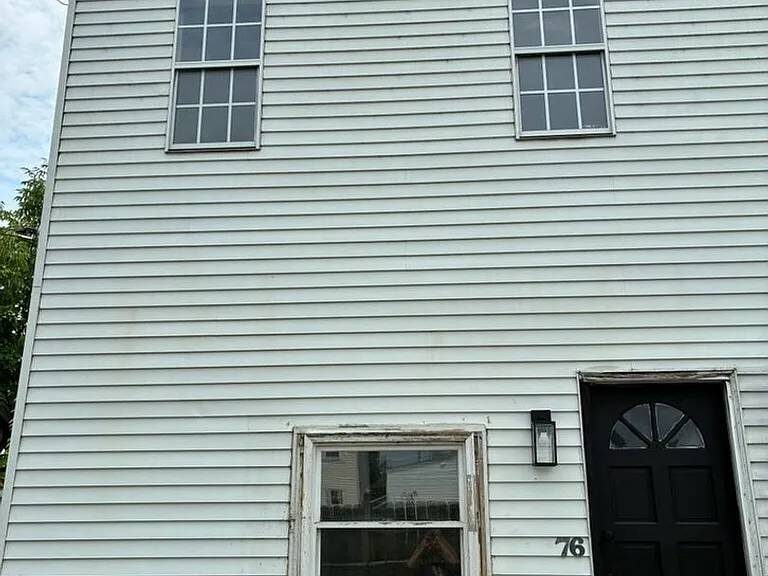 76-78 Cortina Way — Photo 1