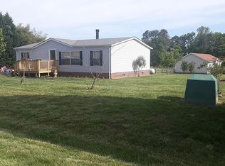 7072 Maple Glen Dr, Catawba, NC 28609