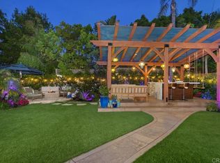 2207 Lagoon View Dr, Cardiff, CA 92007