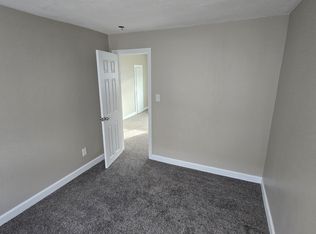 11 Ashton St #3, Providence, RI 02904