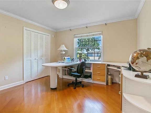 5th image of 2830 Nela Ave