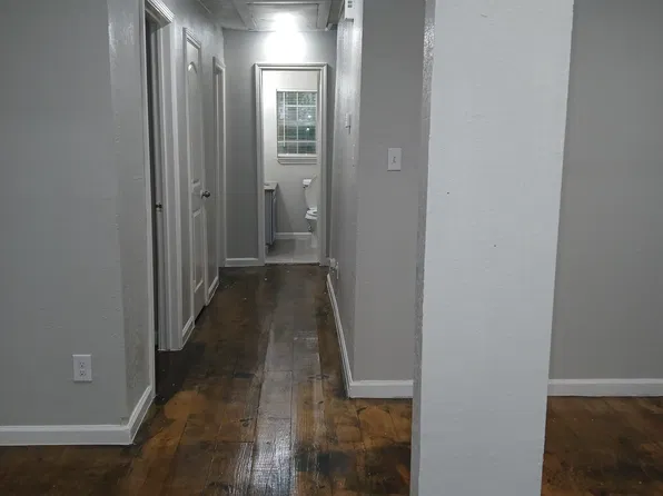 8322 Colonial Ln, Houston, TX 77051