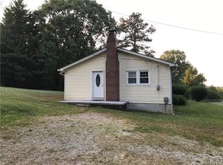 115 Rabbit Rd, Pickens, SC 29671