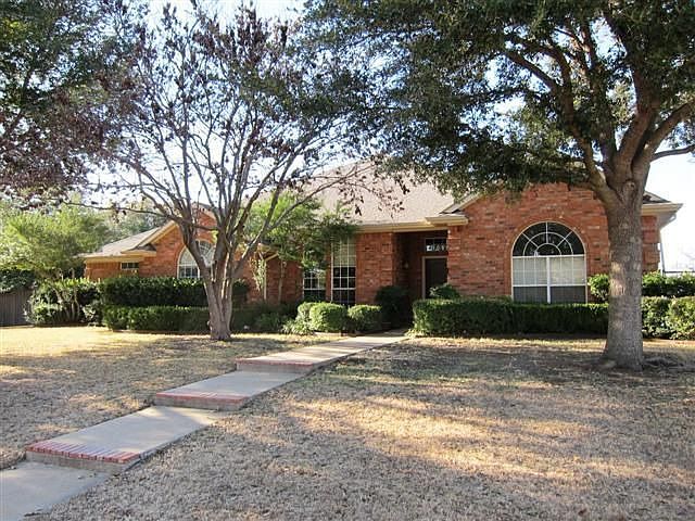 1st image of 4305 Dottie Dr