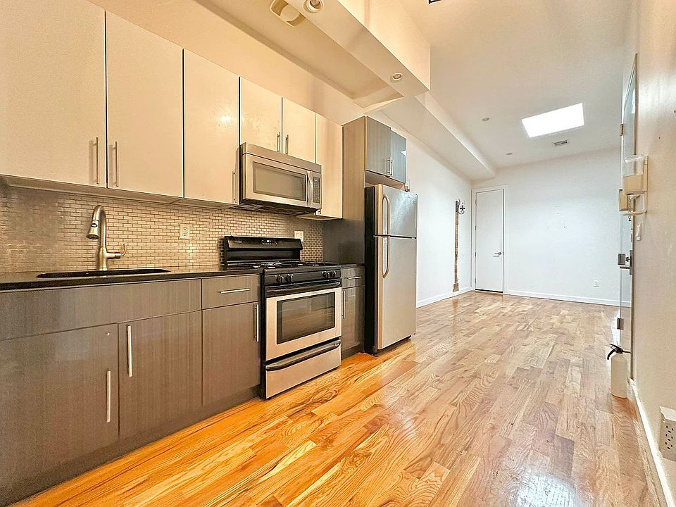 1st image of 290 Stockholm St APT 3L