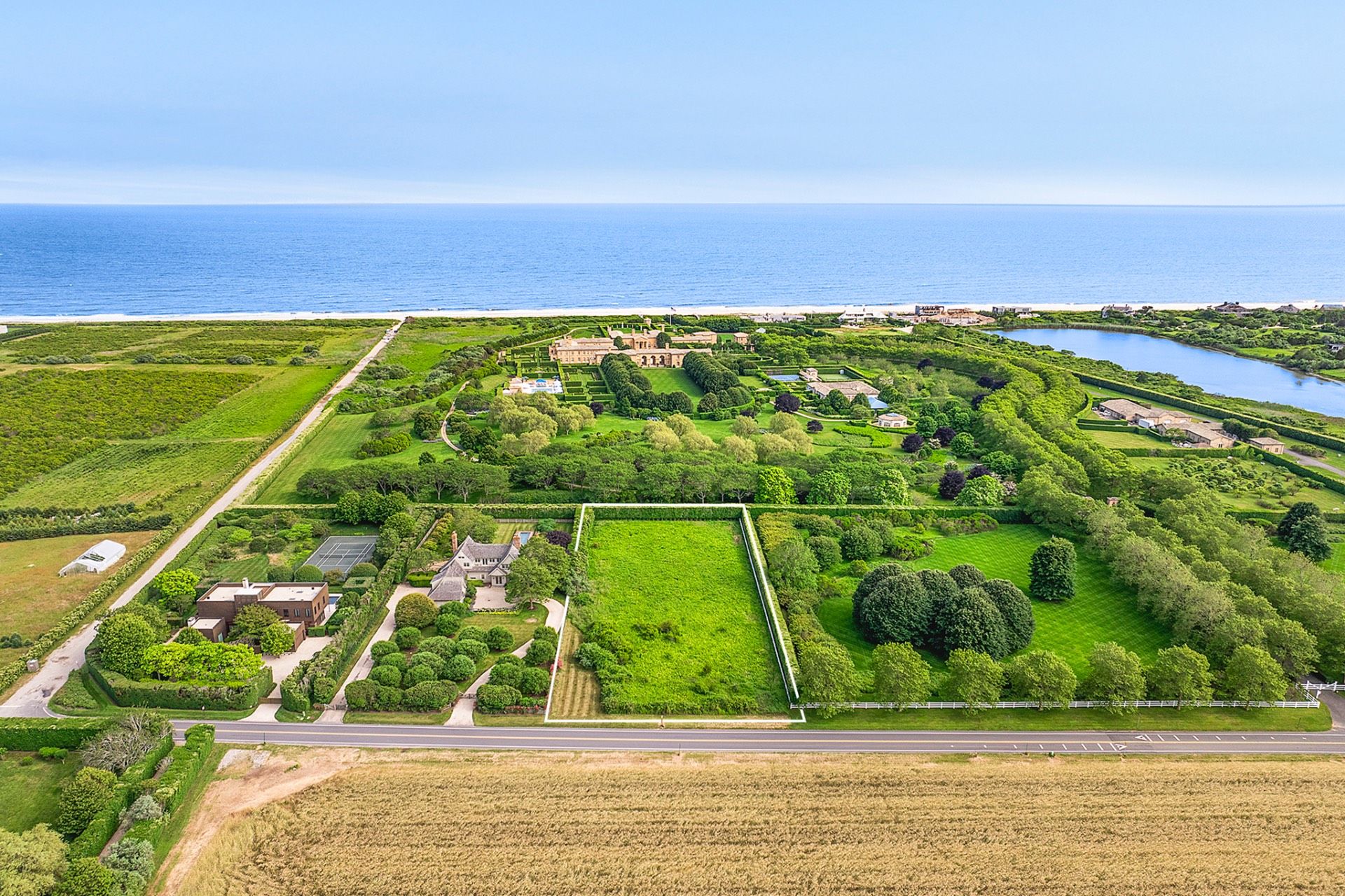 335 Daniels Ln, Sagaponack, NY 11962 | Out East
