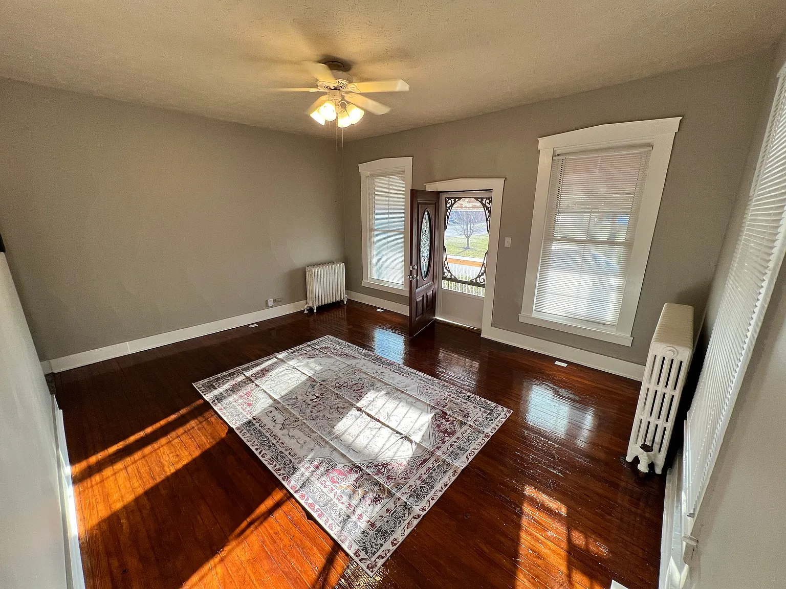 1 bed, 556 sqft, $850 — Photo 2