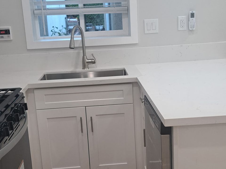 2nd image of 33 Willow Tree Ln #1
