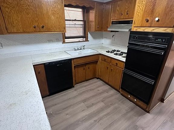 4th image of 6045 S Keating Ave #1