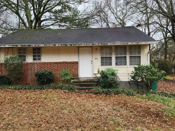 521 Granade Dr, Forest Park, GA 30297