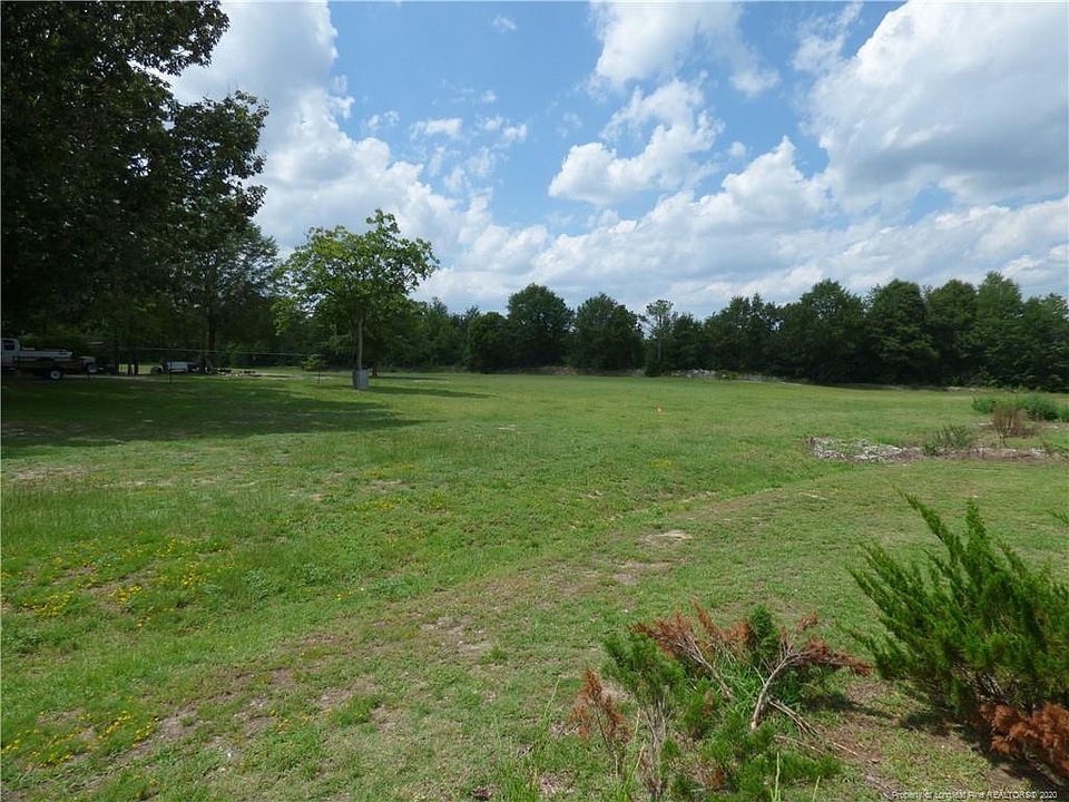 1st image of 220 W Mountain Dr