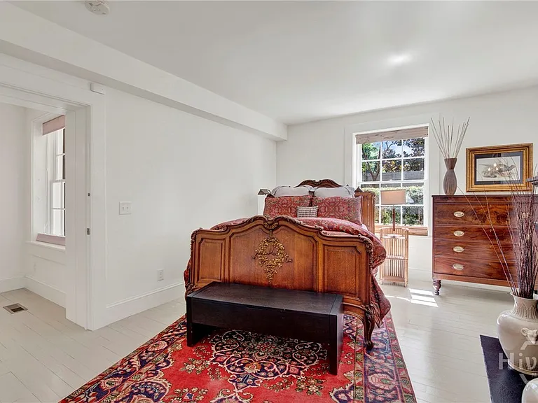 224 E Jones Ln #GARDEN — Photo 23