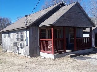 1630 N C St, Rogers, AR 72756