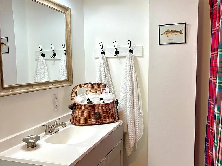 107 Riverview Dr #8 — Photo 10
